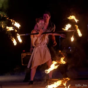04_fest_scena